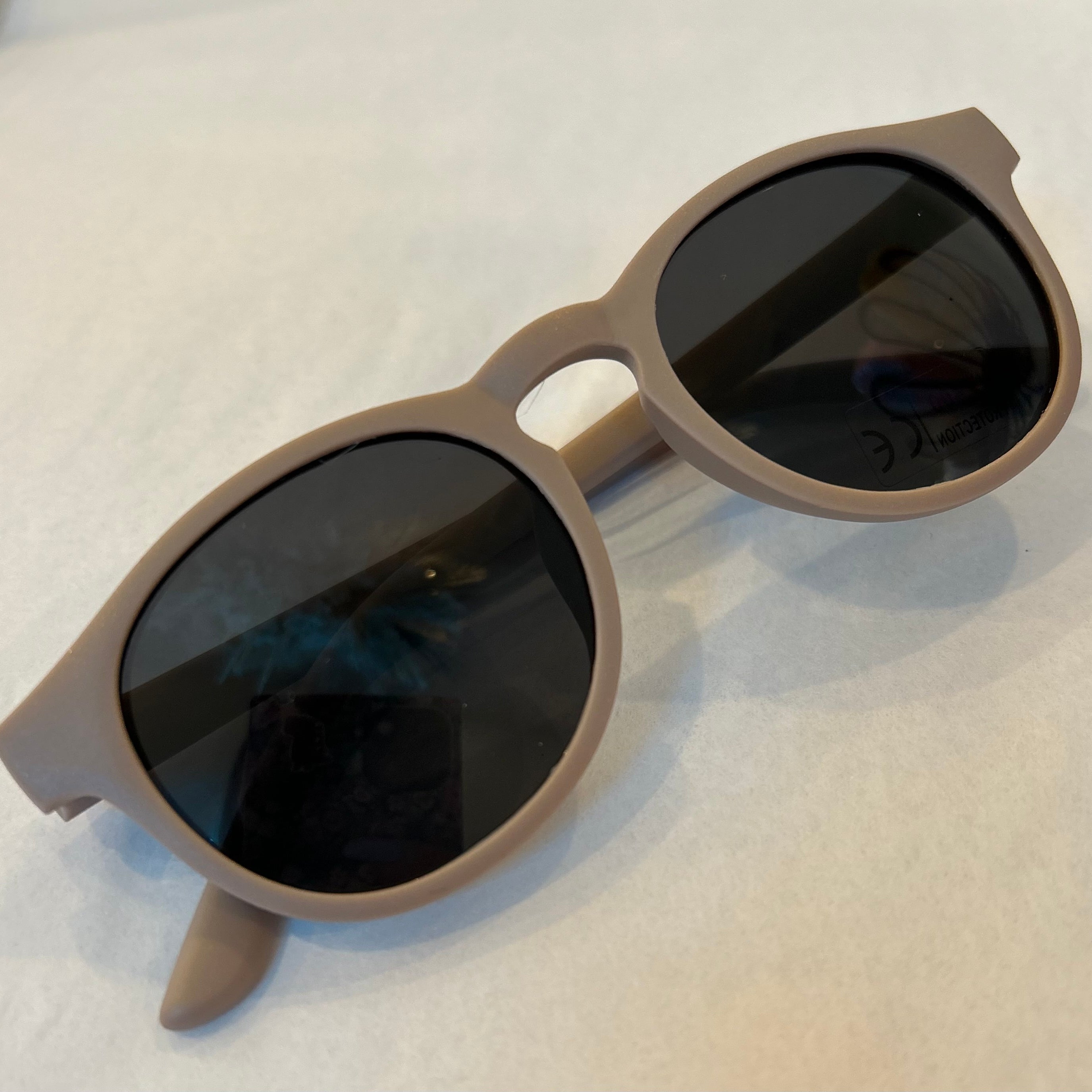 Keyhole Sunnies