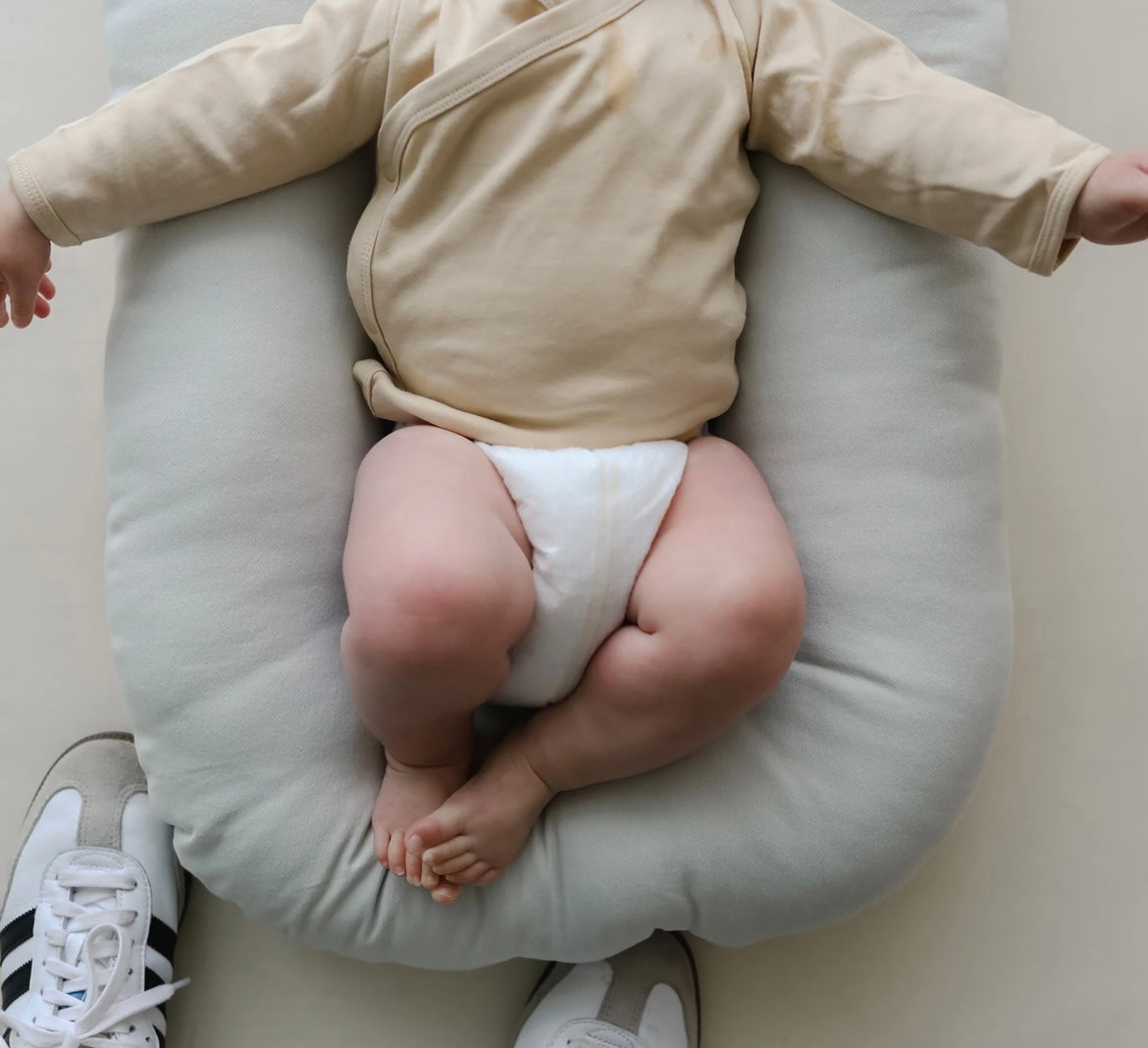 Snuggle Me Organic Lounger